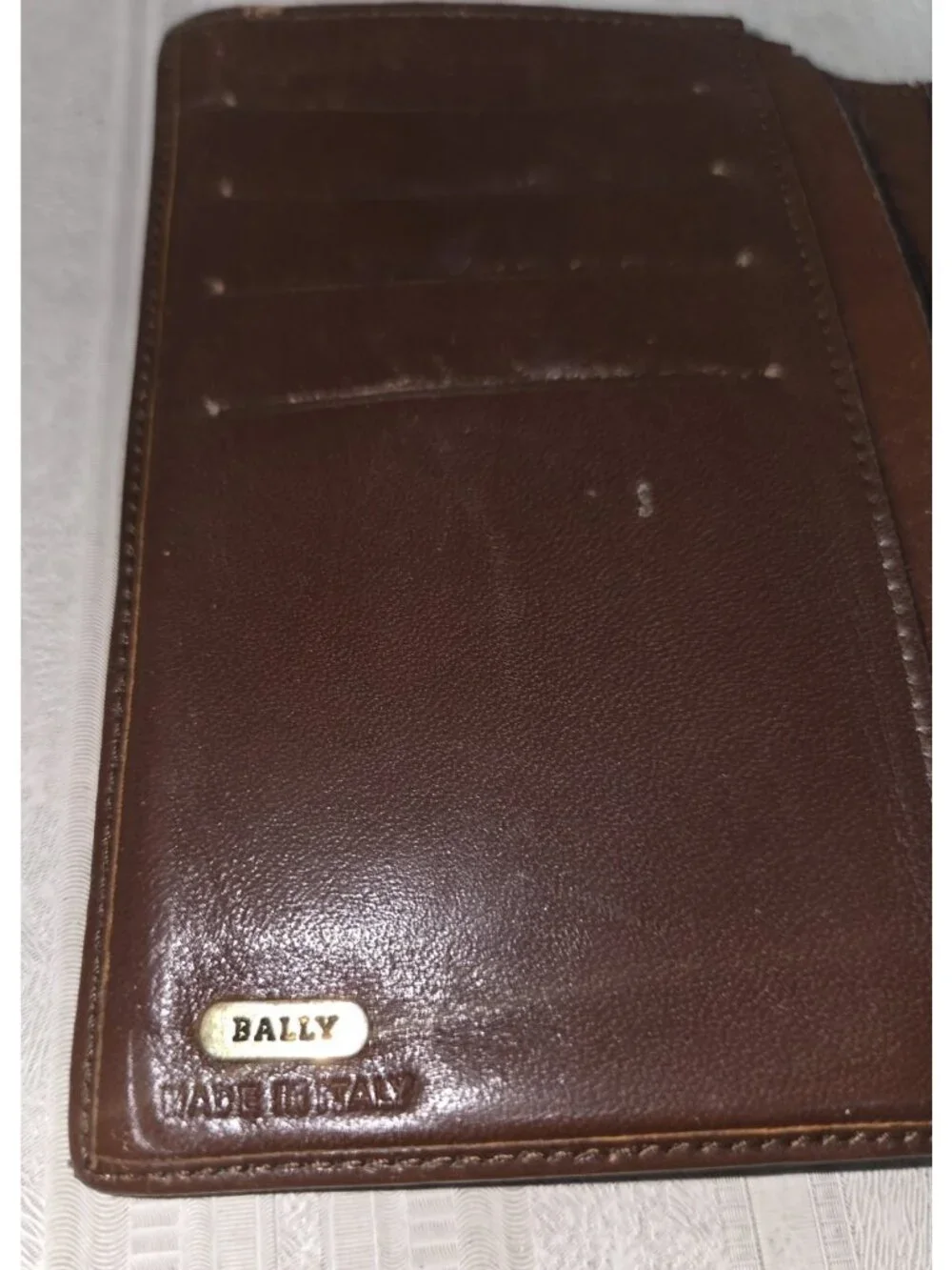 BALLY Bifold Wallet Kiss Lock Coin Pocket Leather Vintage